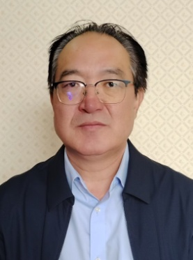 会长李忠献