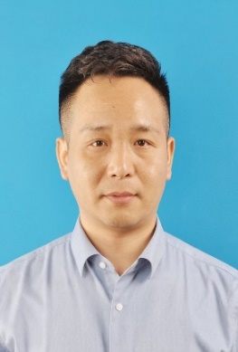副会长谢天恩
