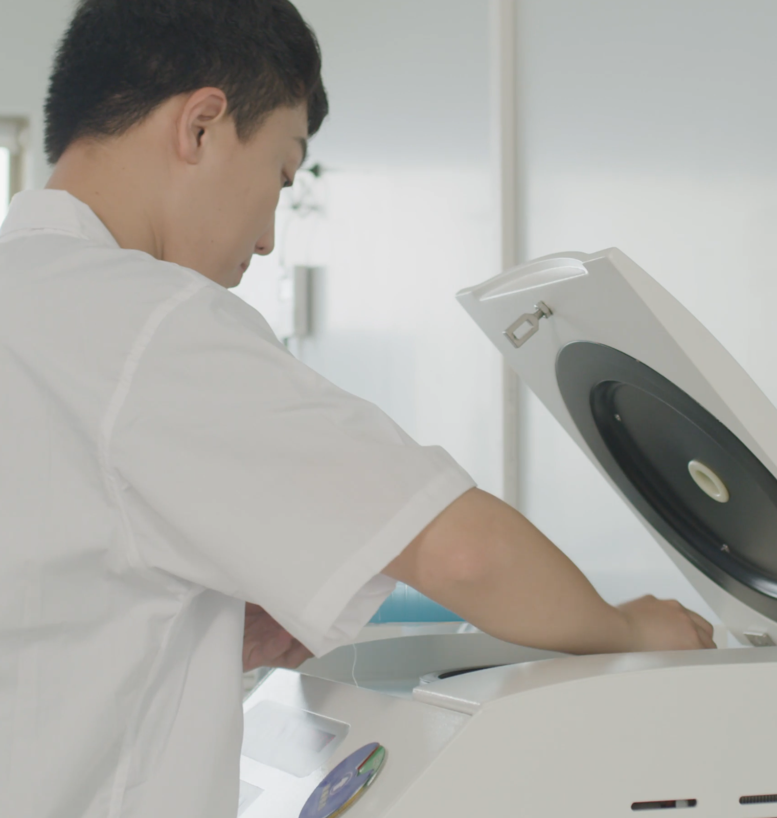 不只是“变小”那么简单：揭秘纳米乳化技术背后的三大科学屏障