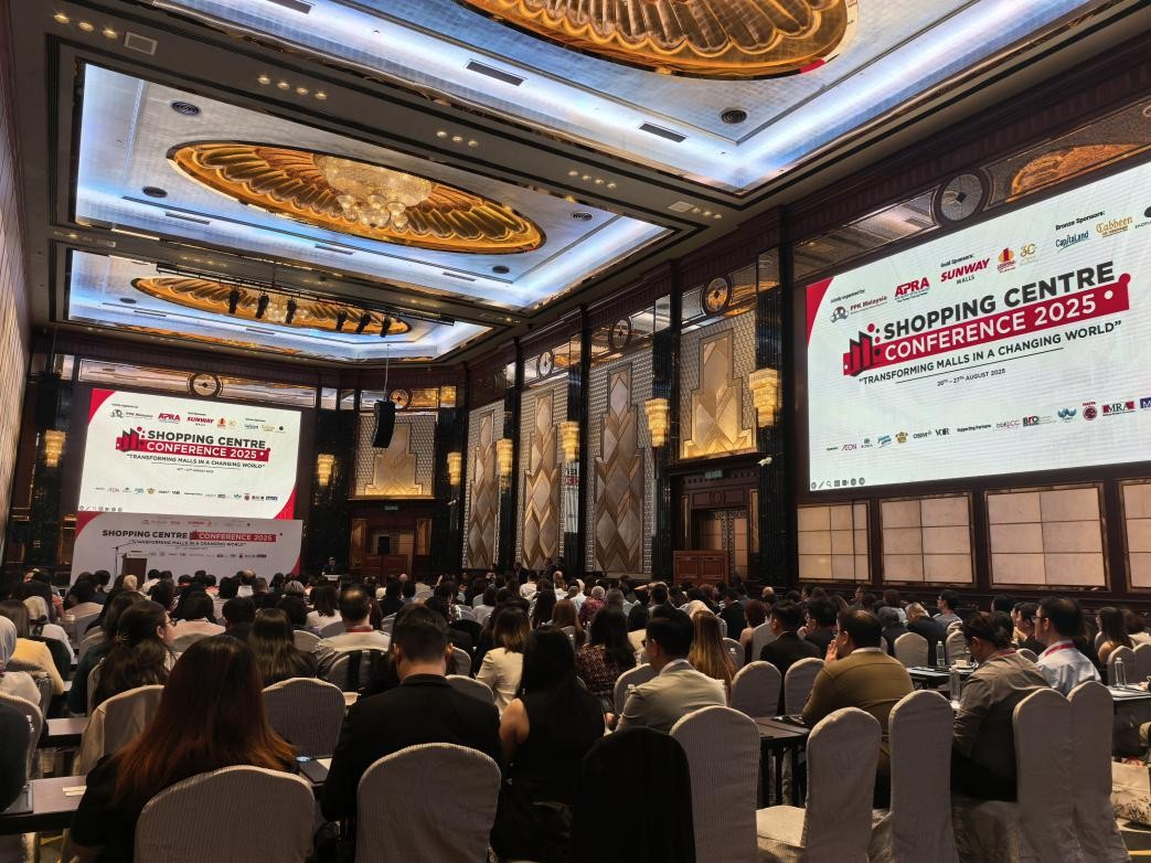 中购联发展委员会郭增利主任应邀赴吉隆坡出席2025马来西亚购物中心大会