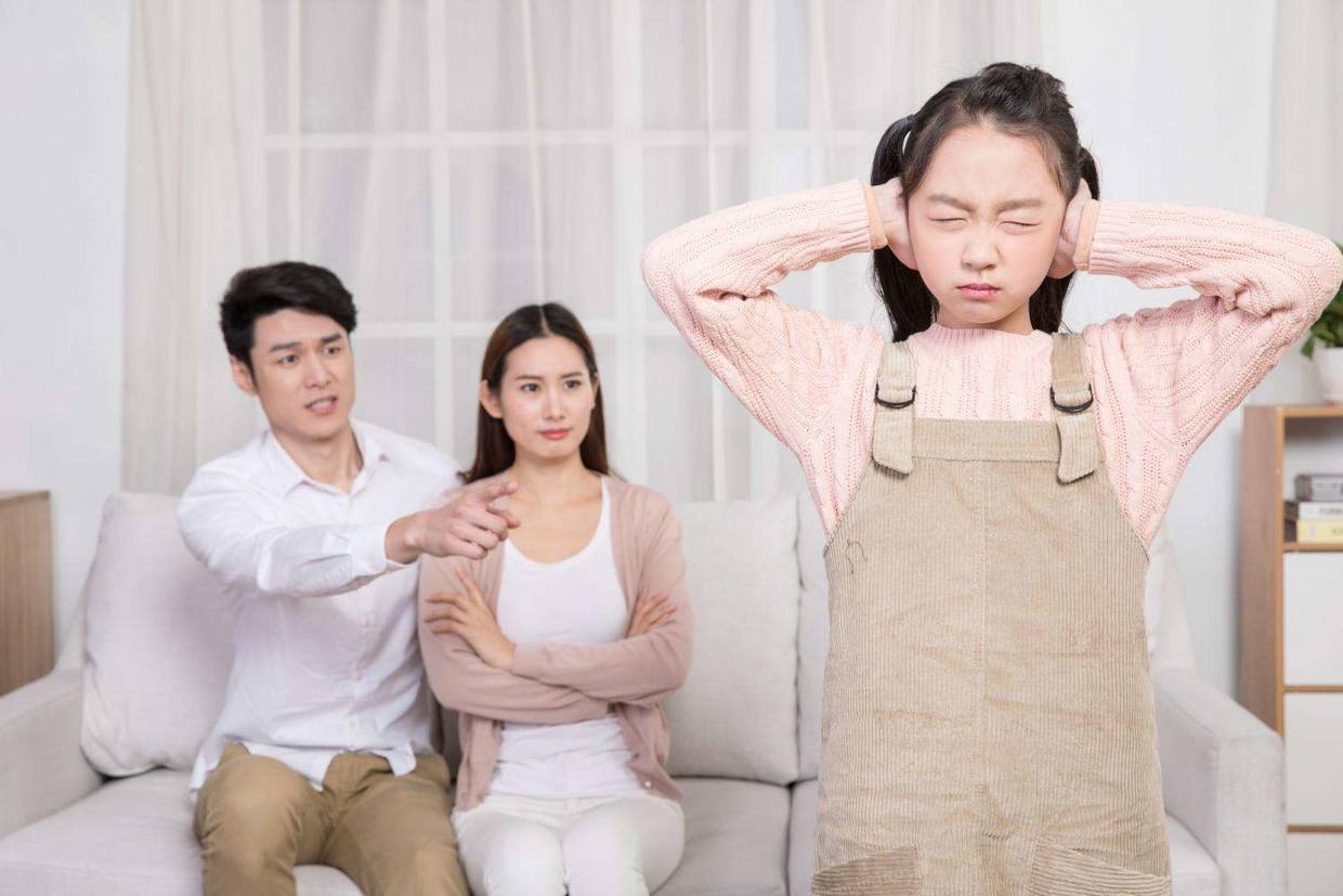 亲子沟通障碍：解析孩子不愿与家长交流的六大根源