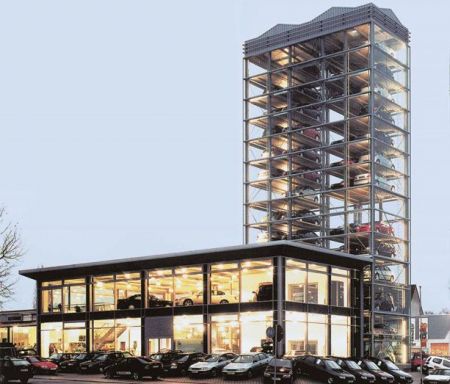Vertical lifting stereo garage