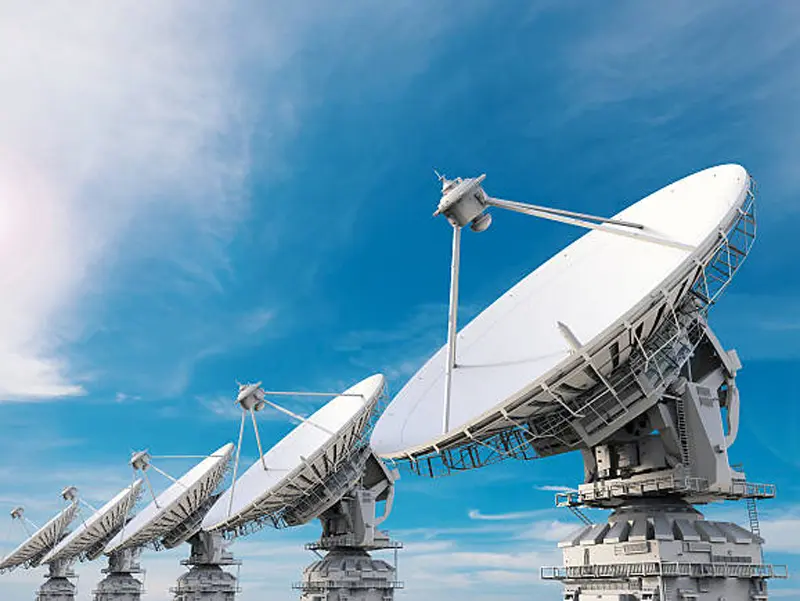 <div style="text-align:center;">
	卫星通信
</div>