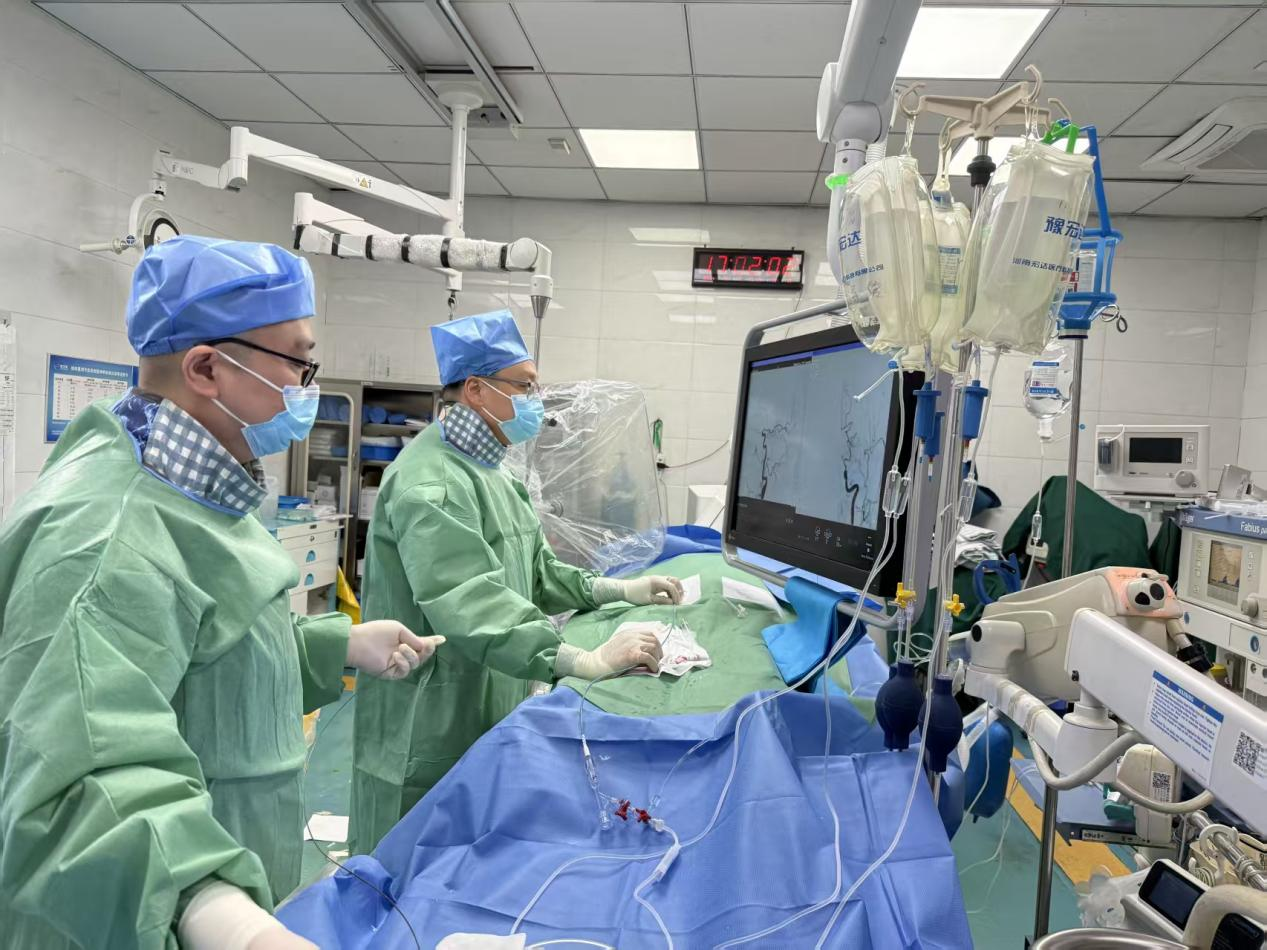 分秒必争 打通生命通道！市二院神经内科卒中团队让患者重获“脑”活力