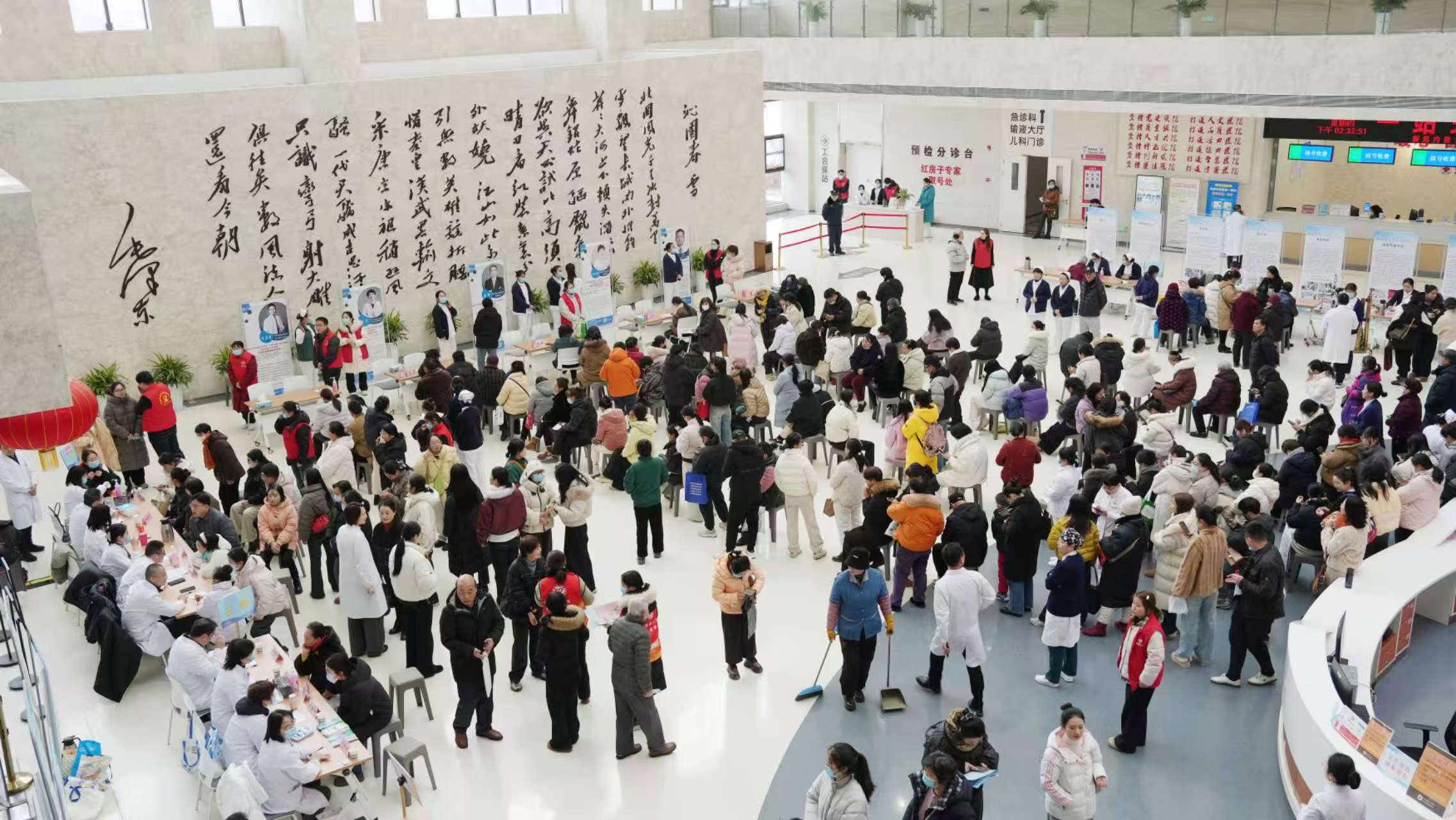 沪蚌携手共建高水平妇产科协作平台——复旦大学附属妇产科医院与蚌埠市第二人民医院业务合作签约仪式暨大型义诊活动在蚌埠二院成功举办