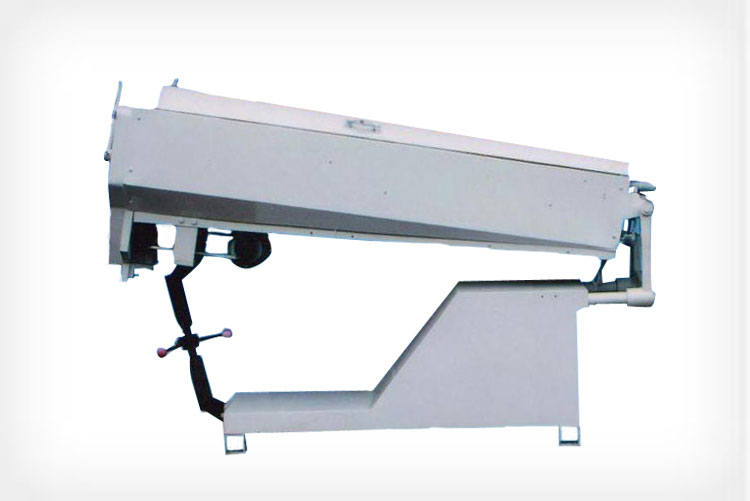 HF-300型夹心糖机组-保温辊床