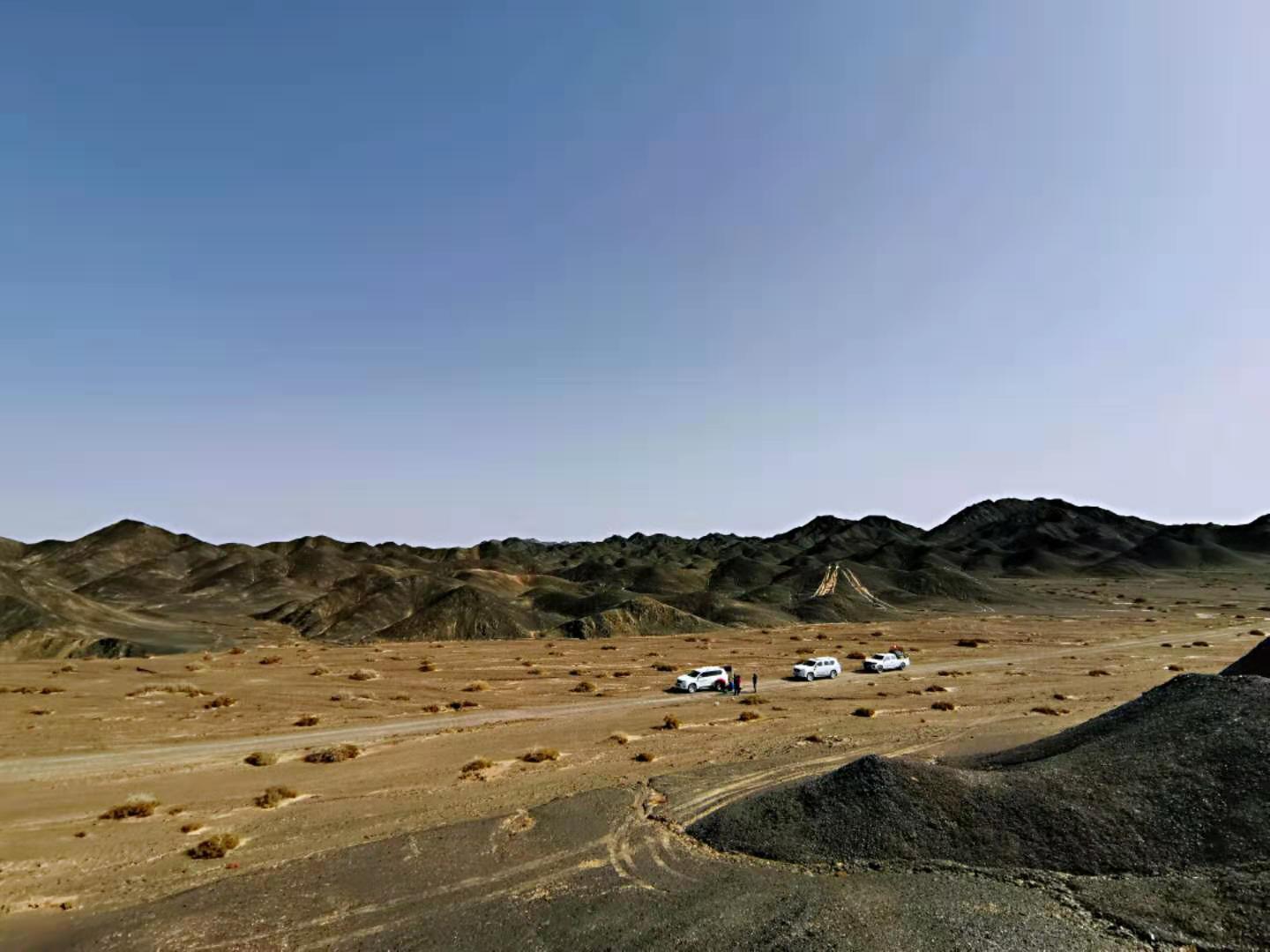 穿越无人区  寻悠悠驼铃声