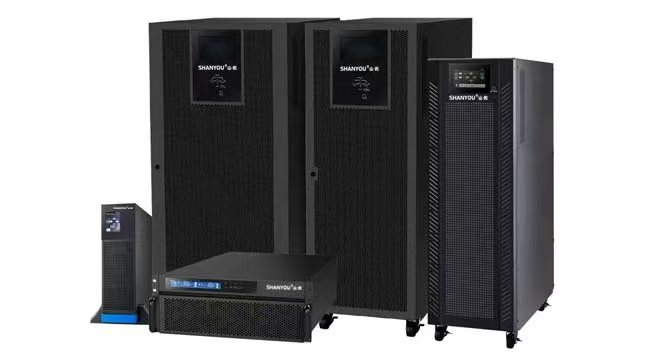 三进三出机架式UPS