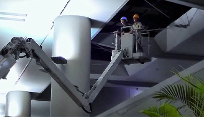 空调风管高空清洗作业现场