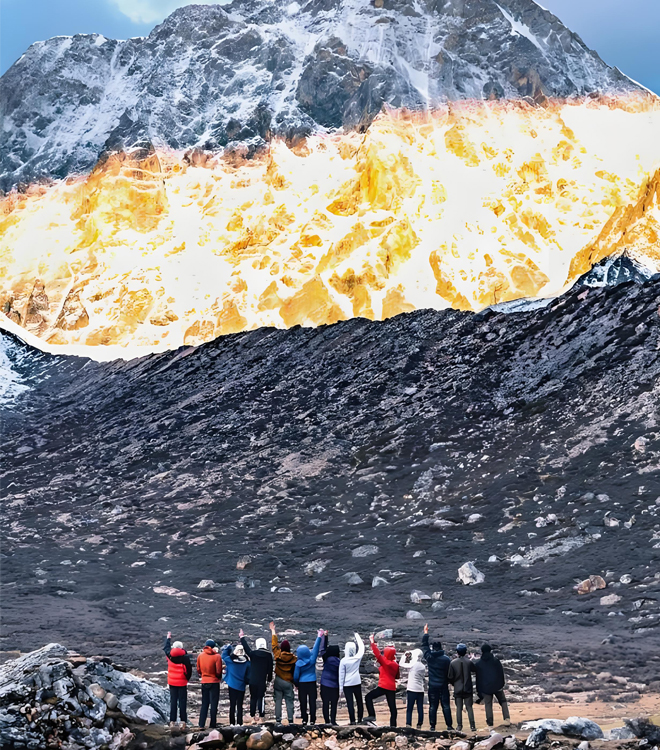 贡嘎西南坡5天4晚小团，近距离朝圣蜀山之王+轻徒步解锁冷嘎措/子梅垭口，赠高原保障+纪念奖牌【四川旅游徒步秘境】