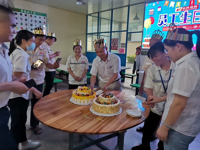 1631860981989300.jpg ded7d982aa4a59a7daef873bccb8a3f.jpg