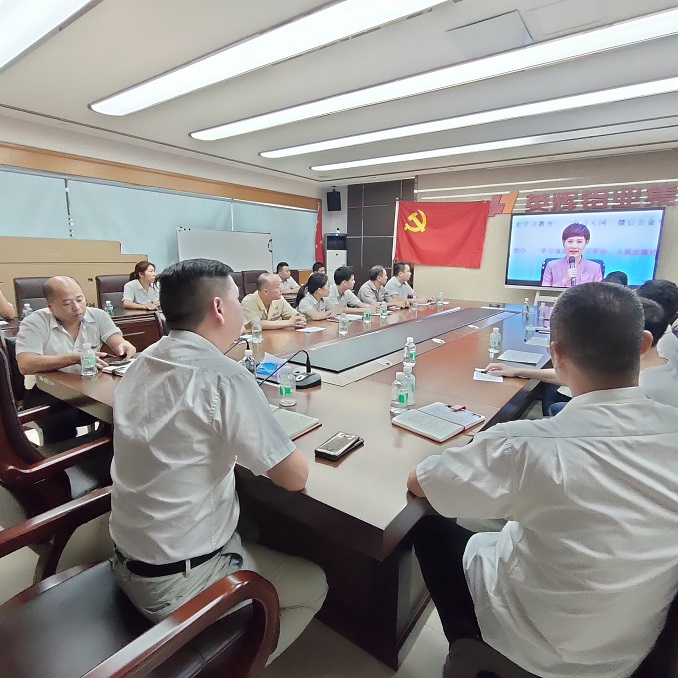 1633484068128479.jpg 3f01c505f222517c1897109232d722f.jpg