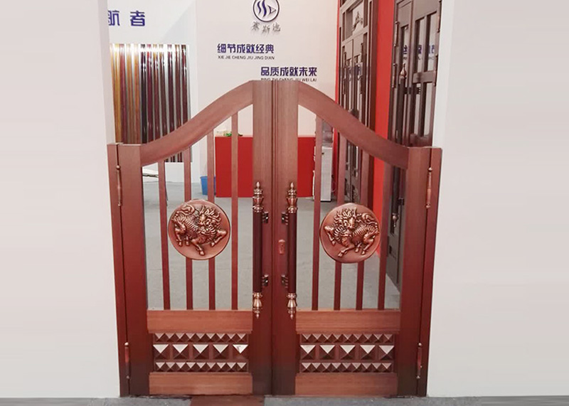 仿古銅門
