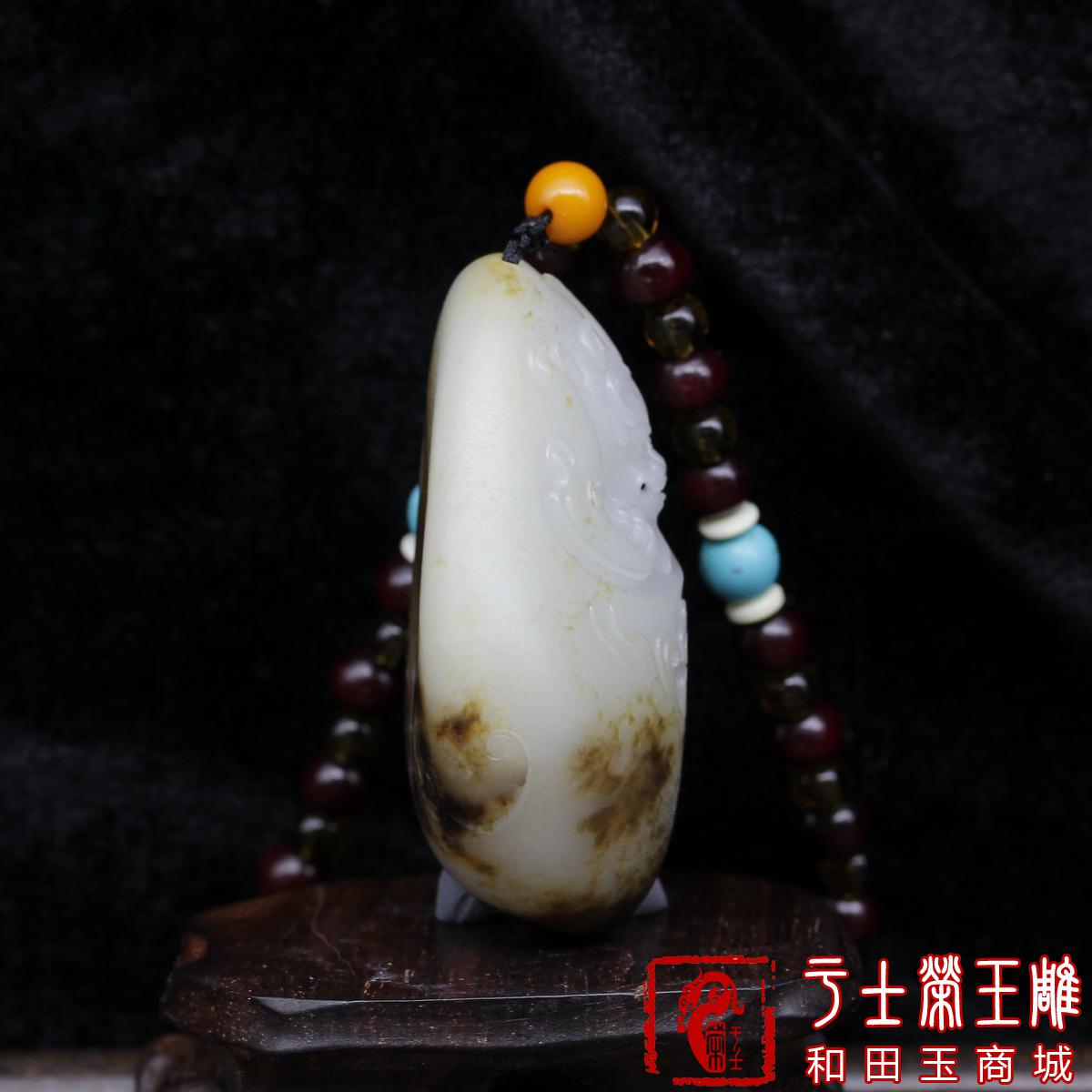 新疆和田玉手饰把玩件作品，编号YSR111招财聚宝，106克