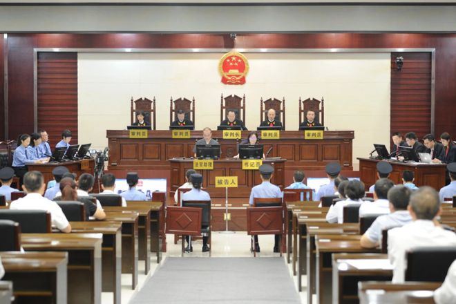 母亲为百元毒品将两子送给毒贩,11岁少年被持续殴打致死,法院判决!