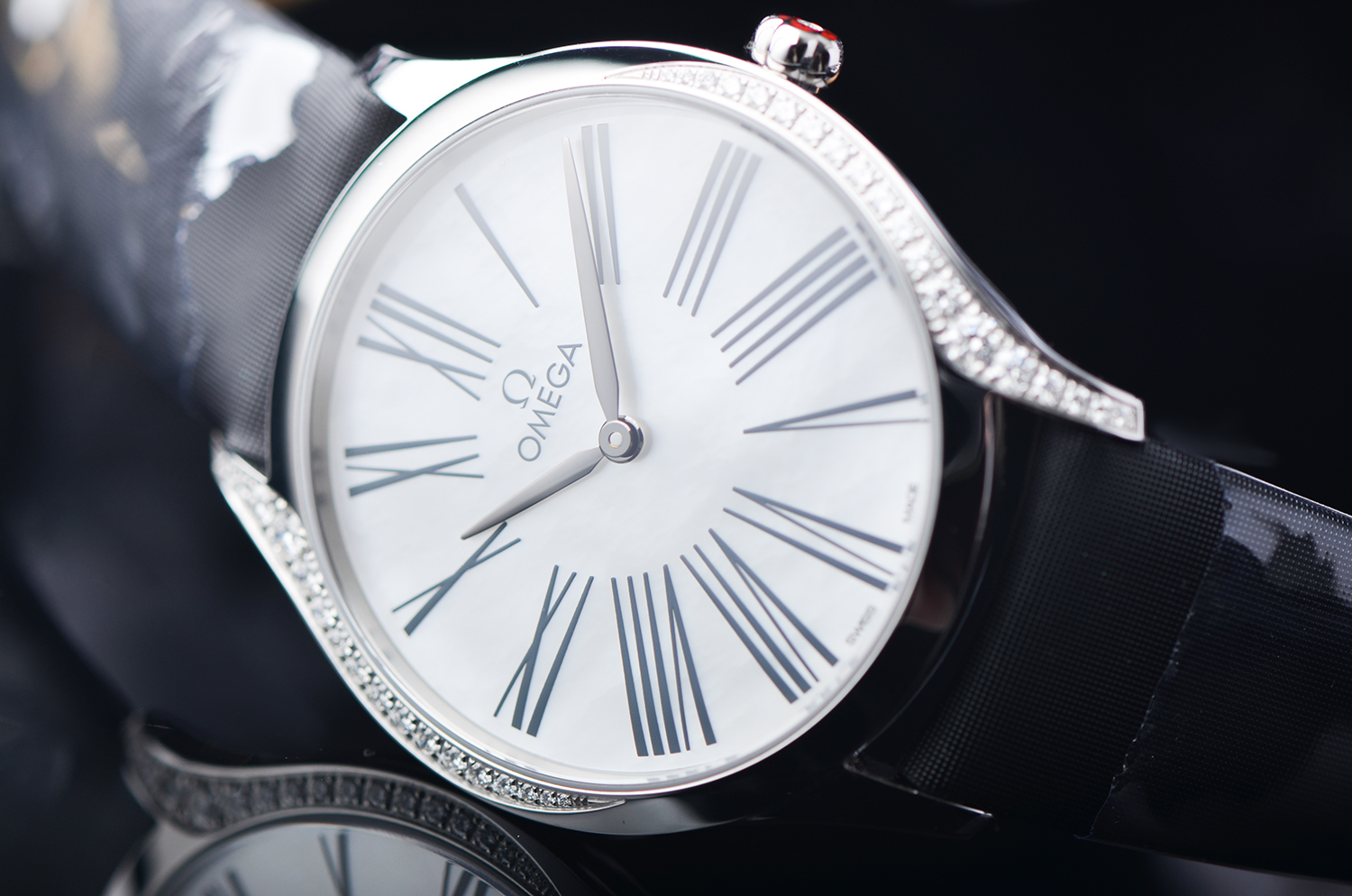 【国行全新】欧米茄碟飞精钢镶钻石英女表428.17.36.60.05.001