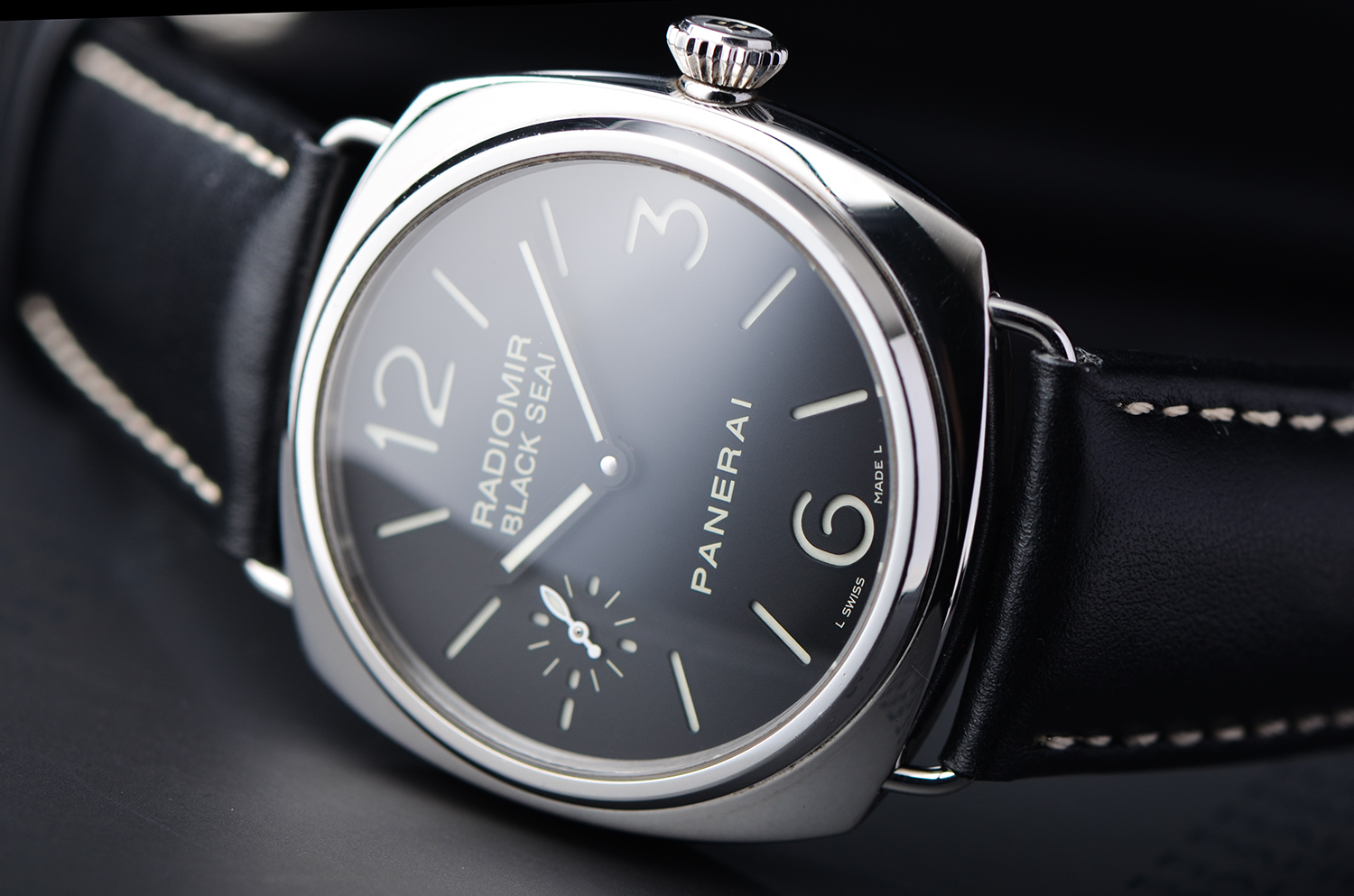 【97新】沛纳海三明治黑盘小三针手上链皮带男表PAM00183盒证齐