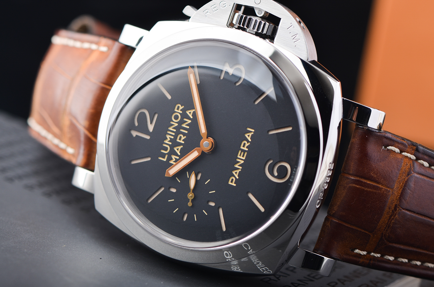 【98新】沛纳海三明治黑盘小三针动显3日链皮带男表PAM00422全套