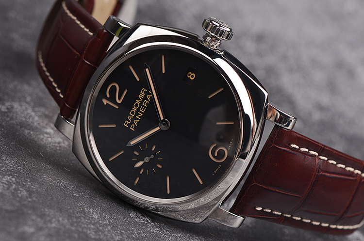 已售出【98新】沛纳海三明治盘小三针日历3天动能手上链男表pam00514