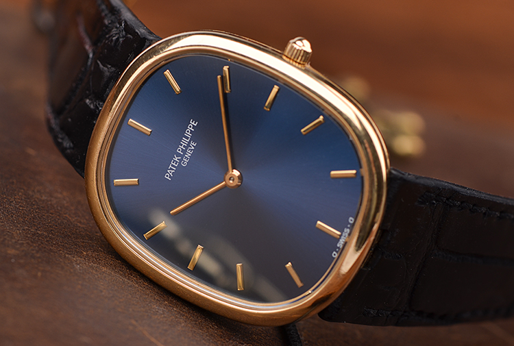 已售出【97新】百达翡丽黄金超薄蓝面自动机械皮带腕表3738/100J-012