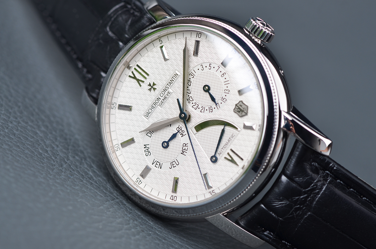 已售出【98新】江诗丹顿250周年白金动显双历限量版男表85250/000G-9141