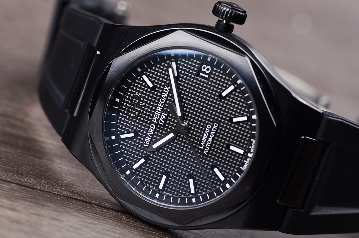 已售出【99新】芝柏桂冠黑陶瓷大三针日历自动男表81010-32-631-FK6A