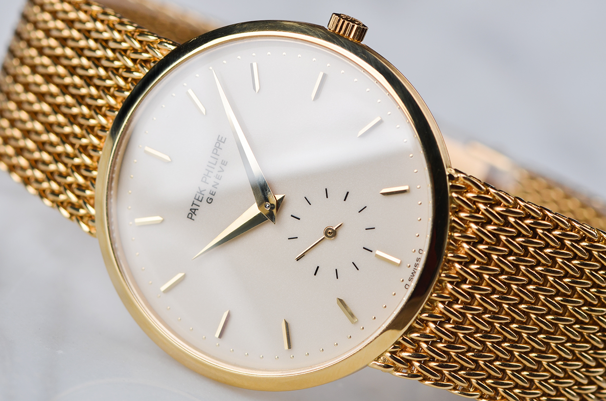 已售出【98新】百达翡丽卡拉卓华全黄金奶油盘小三针手上链腕表3893/1J