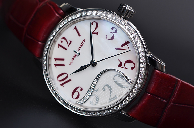 已售出【98新】雅典鎏金系列精钢镶钻贝母面大三针自动女表8153-230/60