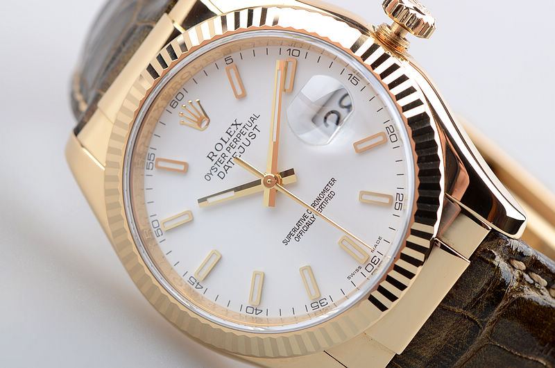 劳力士日志型黄金白盘条钉刻度116138
