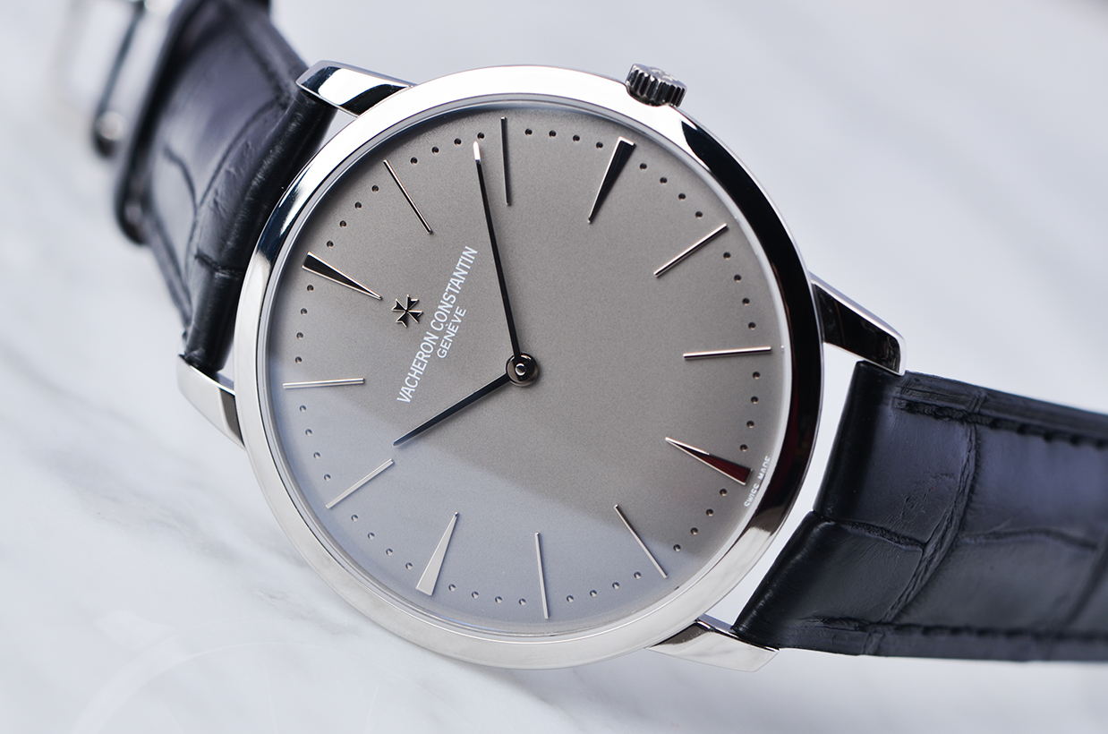 已售出【98新】江诗丹顿传承PT950铂金灰盘手上链男表81180/000P-9539