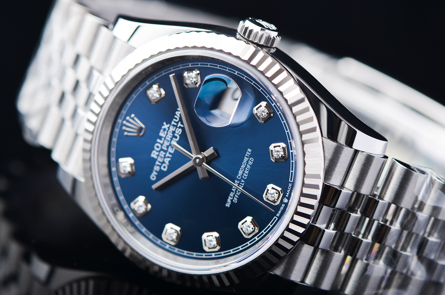 【未使用品】劳力士日志型白金圈蓝盘刻度钻自动钢带男表126234