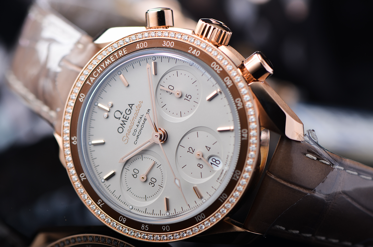 【国行全新】欧米茄超霸玫瑰金镶钻计时腕表324.68.38.50.02.003