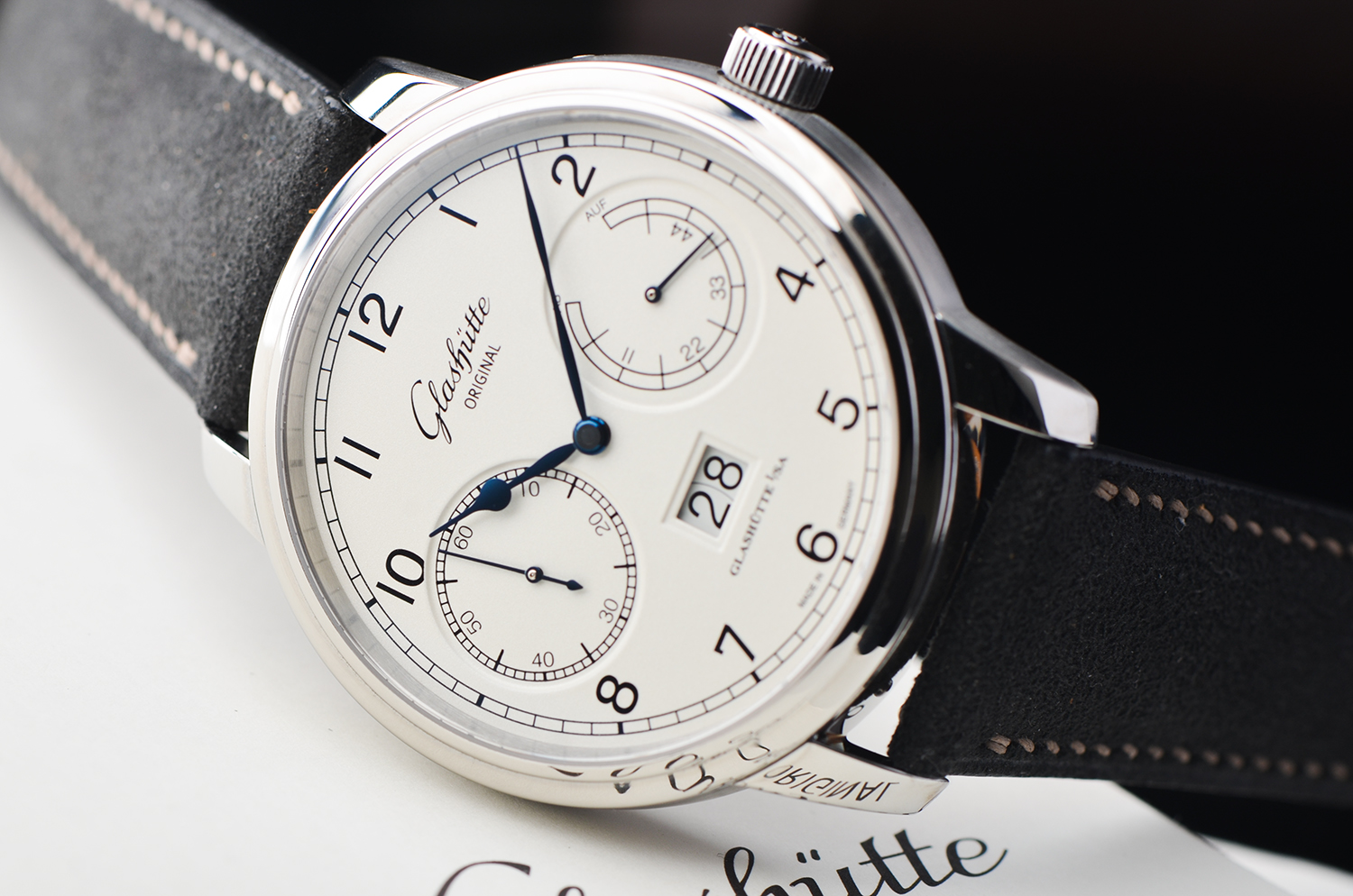 【98新】格拉苏蒂参议员动显大日历自动皮带男表100-14-05-02-04