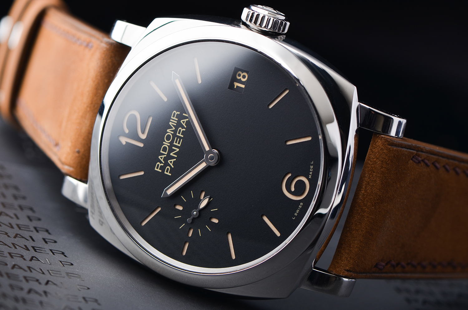 【98新】沛纳海三明治盘小三针日历3天链皮带男表pam00514有证