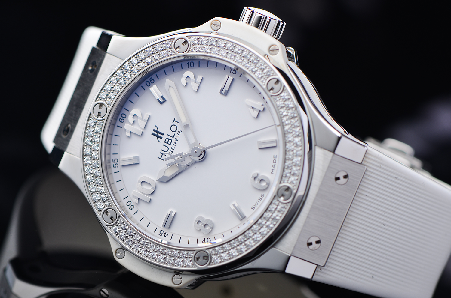 【98新】宇舶大爆炸精钢镶钻大三针石英女表361.SE.2010.RW.1104