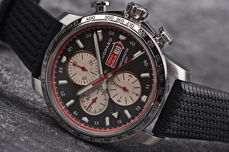 已售出【98新】萧邦经典赛车限量版两地时计时日历自动男表168555-3001