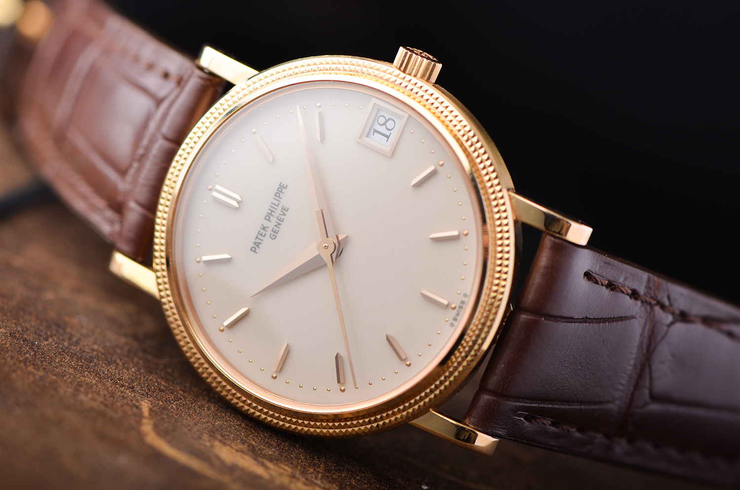 【原始品相】百达翡丽卡拉卓华玫瑰金大三针自动皮带腕表3802R