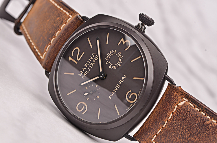 已售出【98新】沛纳海铝陶瓷8天动力小三针手上链皮带pam00339