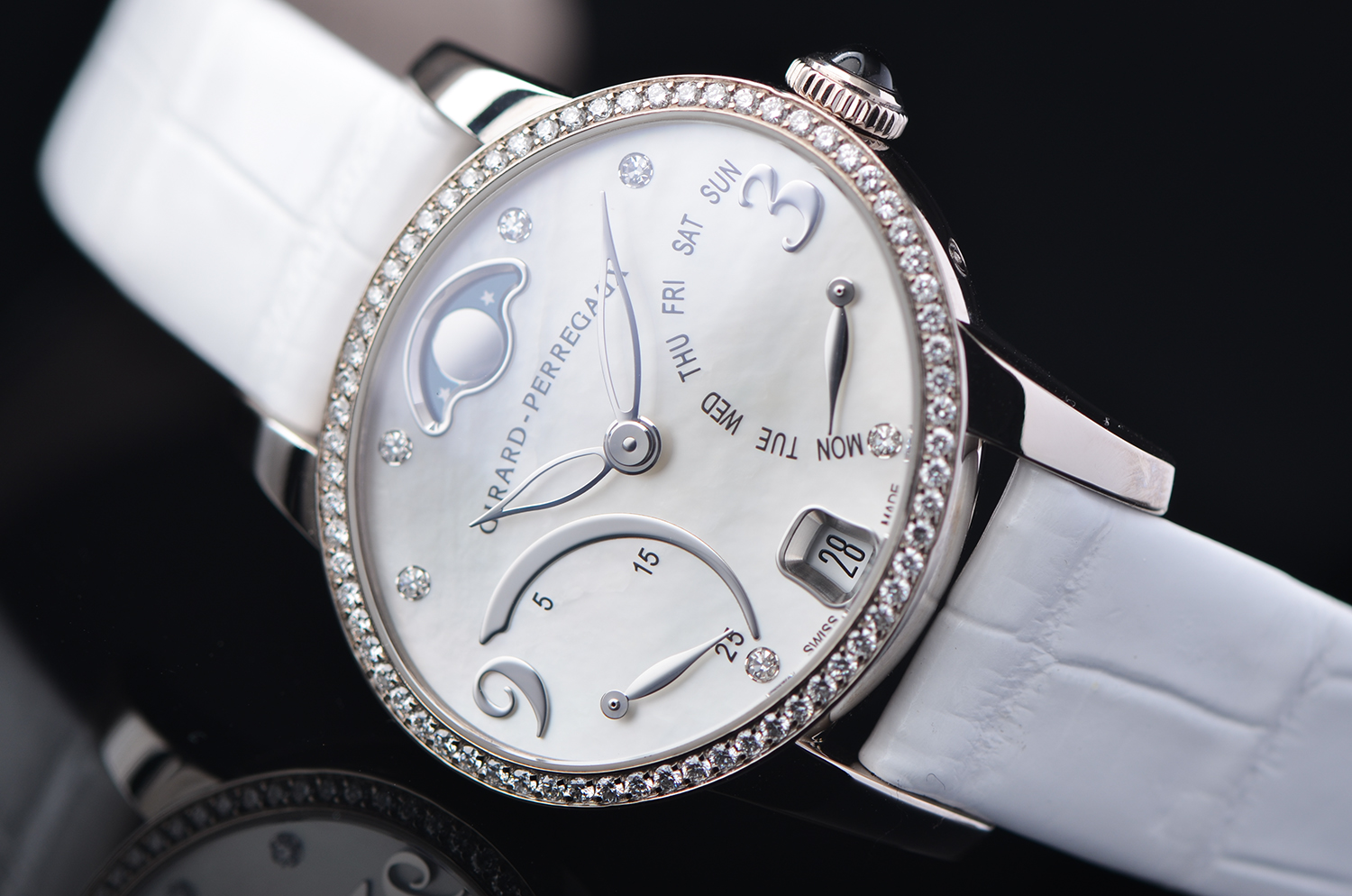 【98新】芝柏猫眼白金镶钻星期秒针飞返女表80485D-53A-761-KK7A