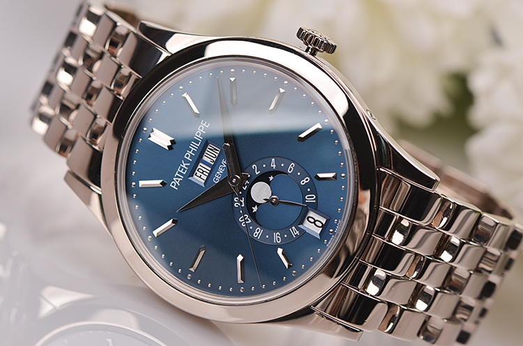 已售出【98新】百达翡丽复杂功能时计全白金年历月相男表5396/1G-001