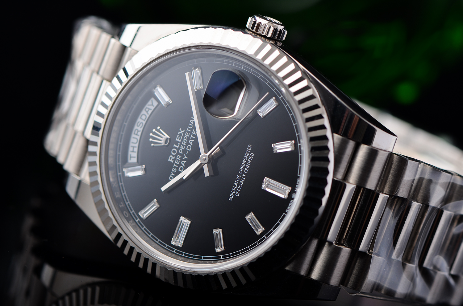 【98新】劳力士黑冰糖星期日历型全白金黑盘刻度钻自动男表228239