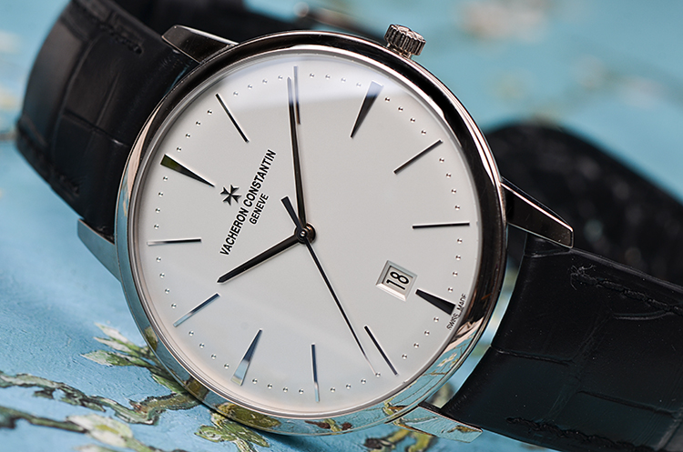 已售出【98新】江诗丹顿传承新款白金大三针日历男表85180/000G-9230