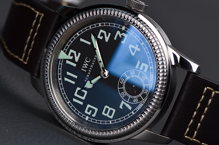 已售出【98新】万国复刻版经典飞行员小三针手上链皮带男表IW325401全套