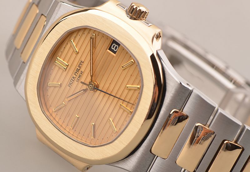 已售出【96新】百达翡丽鹦鹉螺金钢自动机械日历男表3800