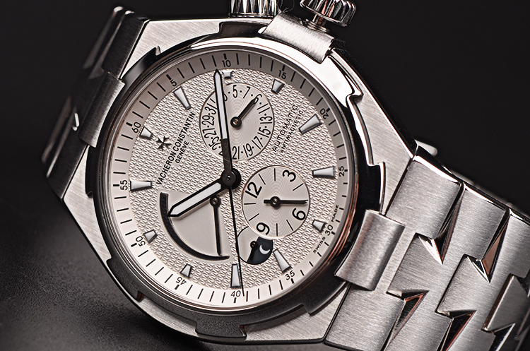 已售出【97新】江诗丹顿纵横四海GMT动显日历自动男表47450/B01A-9226