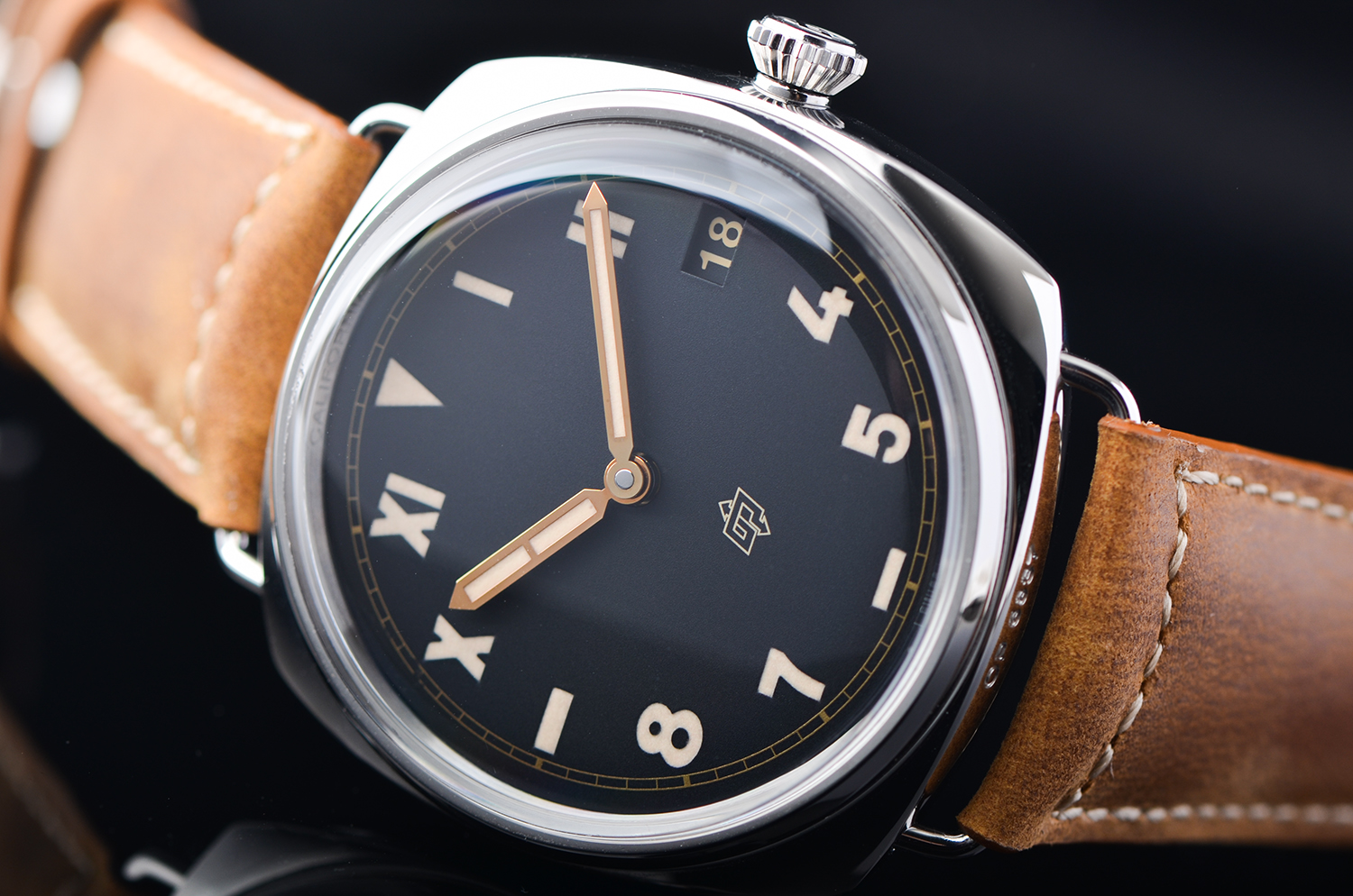 【98新】沛纳海加州面三天链47MM手上链皮带男表PAM00424