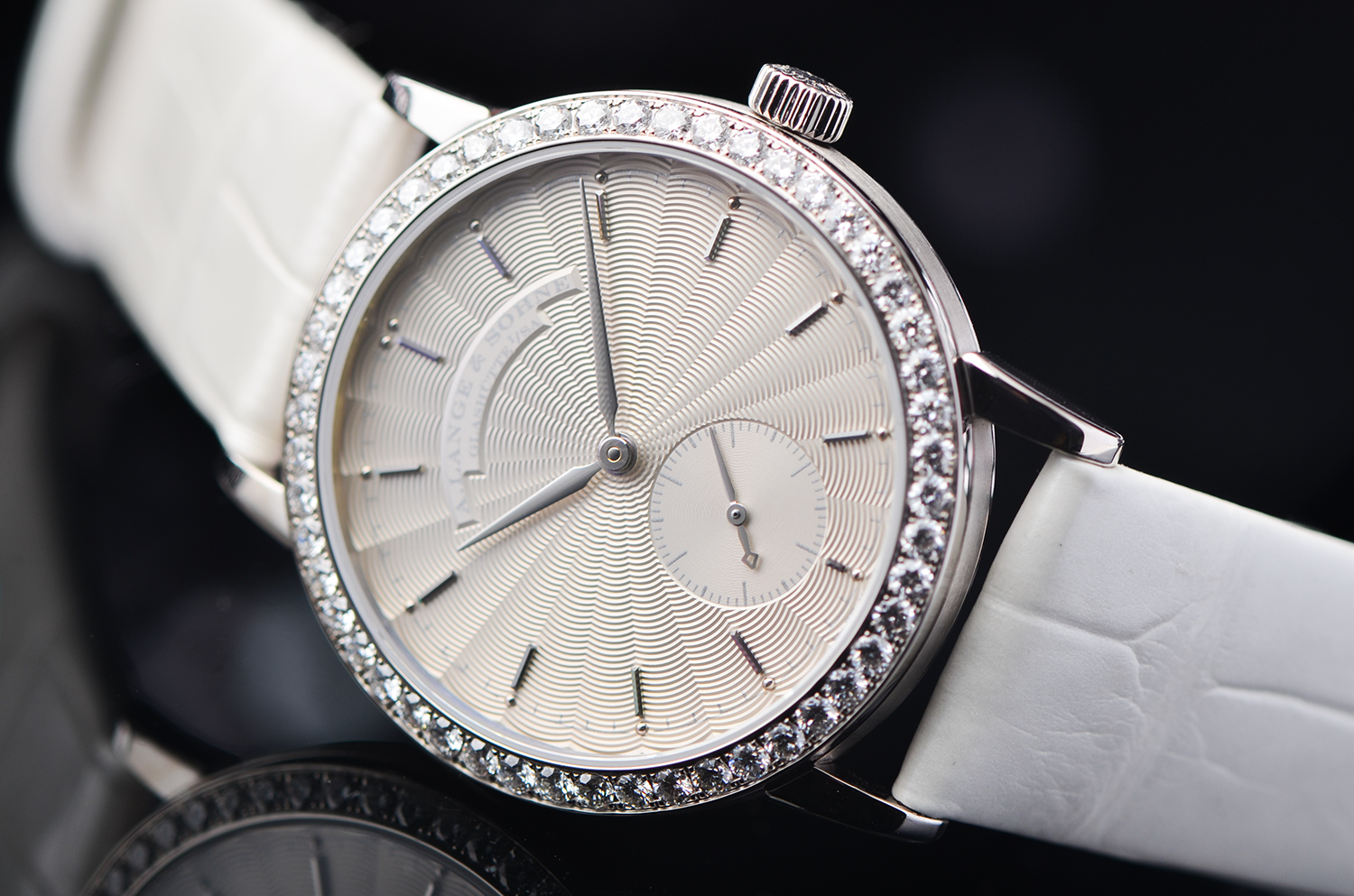 【98新】朗格萨克森白金原镶钻小三针手上链皮带女表835.030