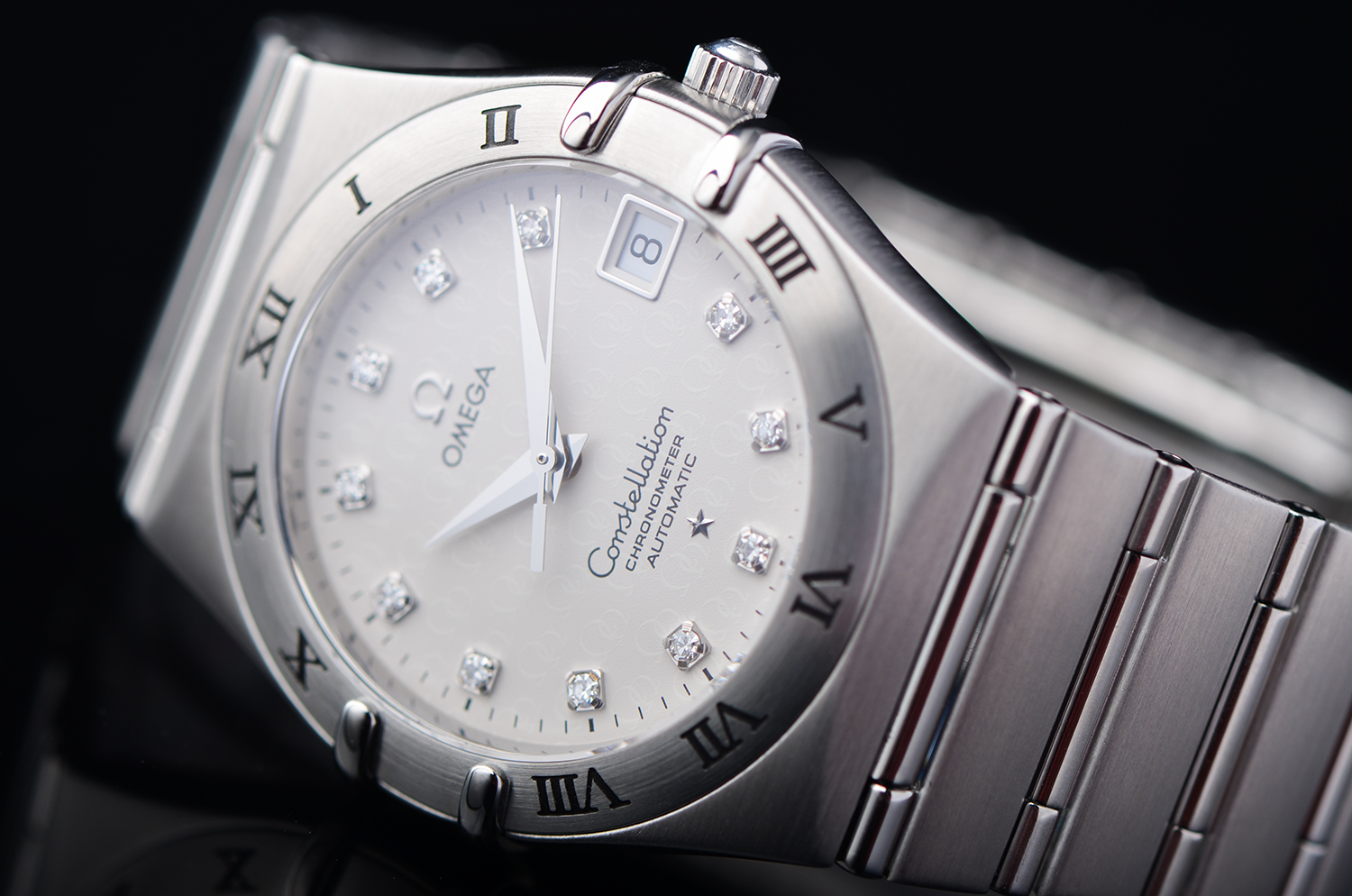 【98新】欧米茄星座白盘刻度钻大三针日历自动钢带男表1504.35.00