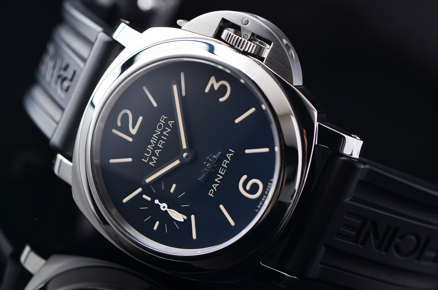 【98新】沛纳海LUMINOR米兰限定小三针手上链男表pam00428