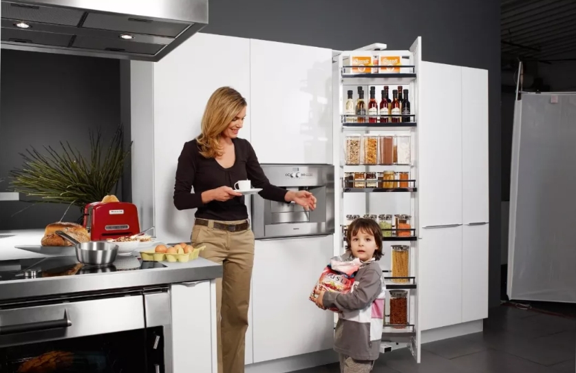 选购一套结实耐用又美观的厨柜 离不开这四点